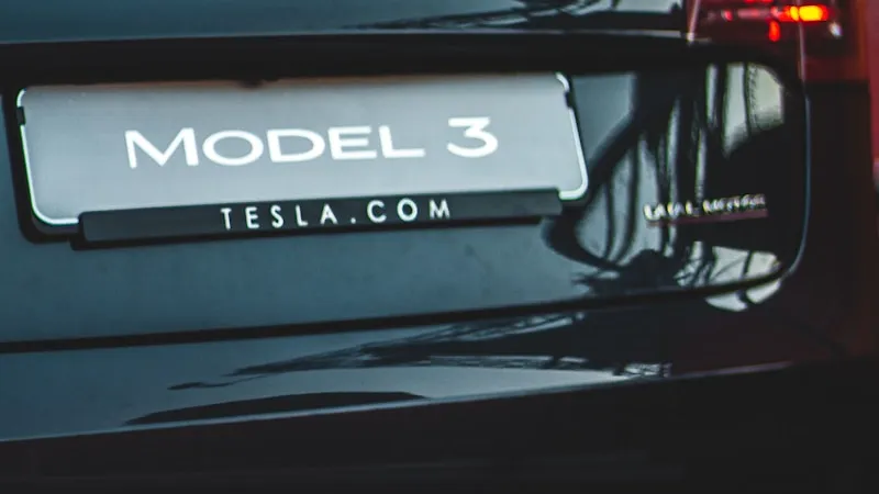 Pare-Brise Tesla Model 3/Y : Prix et Délais